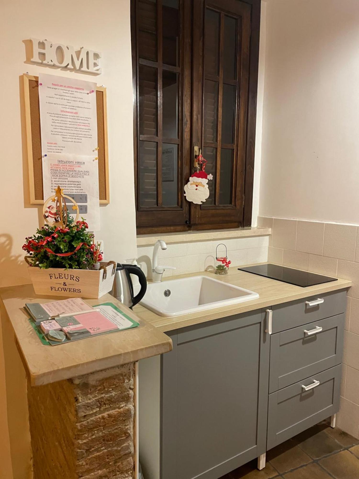 צ'רבטרי “La Casetta Nel Borgo” מראה חיצוני תמונה